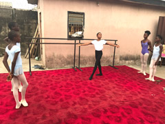 Une école de ballet gratuite au Nigeria : Antony sera inévitablement une star !