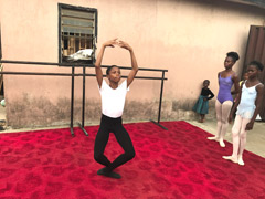 Une école de ballet gratuite au Nigeria