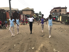Une école de ballet gratuite au Nigeria