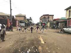 Une école de ballet gratuite au Nigeria